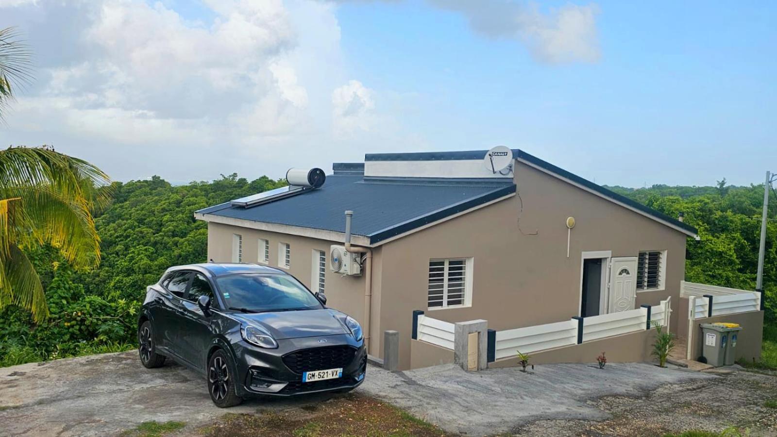 Maison Le Gosier  Bagian luar foto
